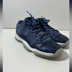 Jordan 11 Retro Low Blue Moon size 5y